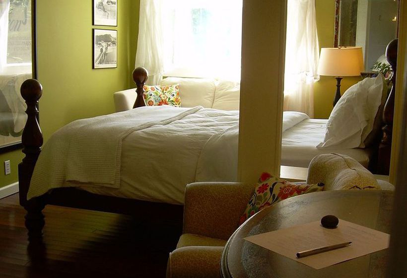 Bed and Breakfast Salmonberry Inn & Beach House  | Lincoln City | Oregon | United States 7