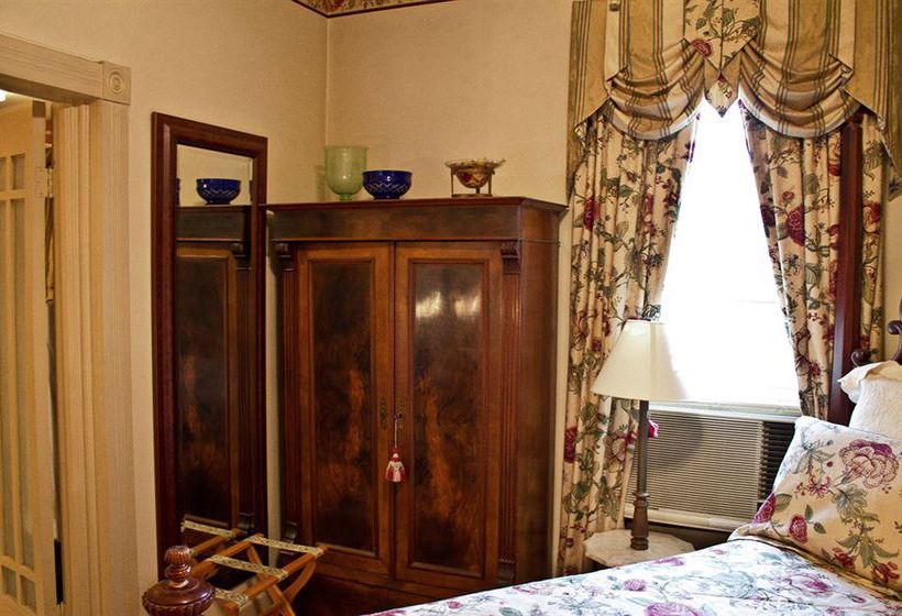 Hidden Springs Bed And Breakfast