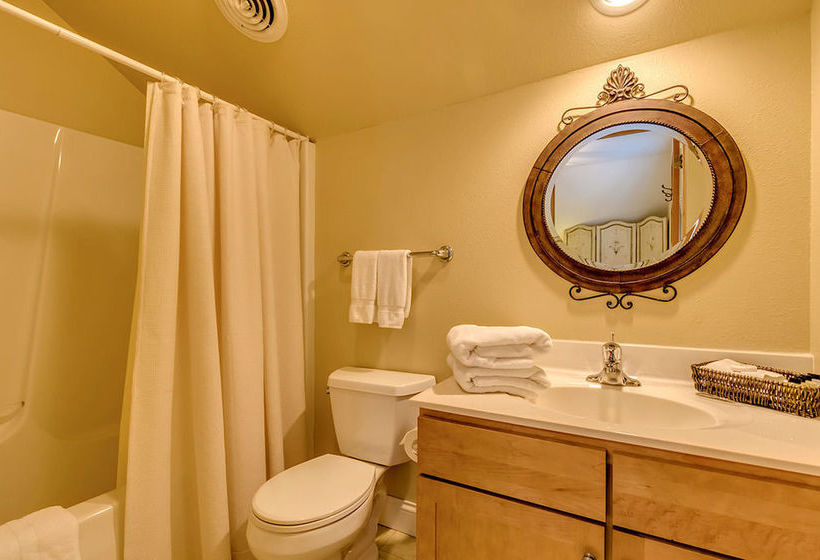 Bed and Breakfast Village House Inn  | Winona | Minnesota | United States 12