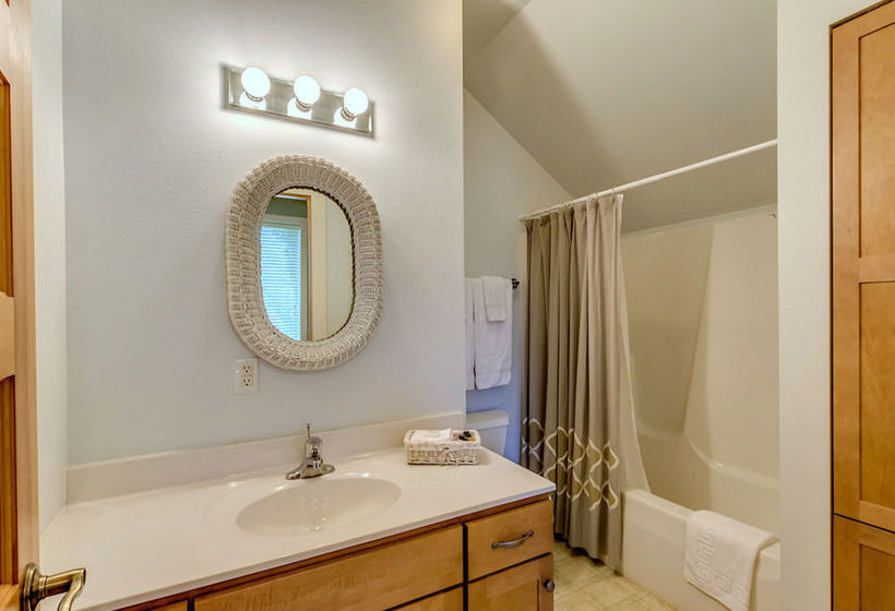 Bed and Breakfast Village House Inn  | Winona | Minnesota | United States 13