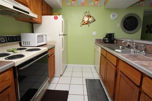 Hotel Oceans By Elliott Beach Rentals  | North Myrtle Beach | South Carolina | United States 9