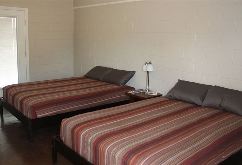 Hotel Painted Sky Inn 