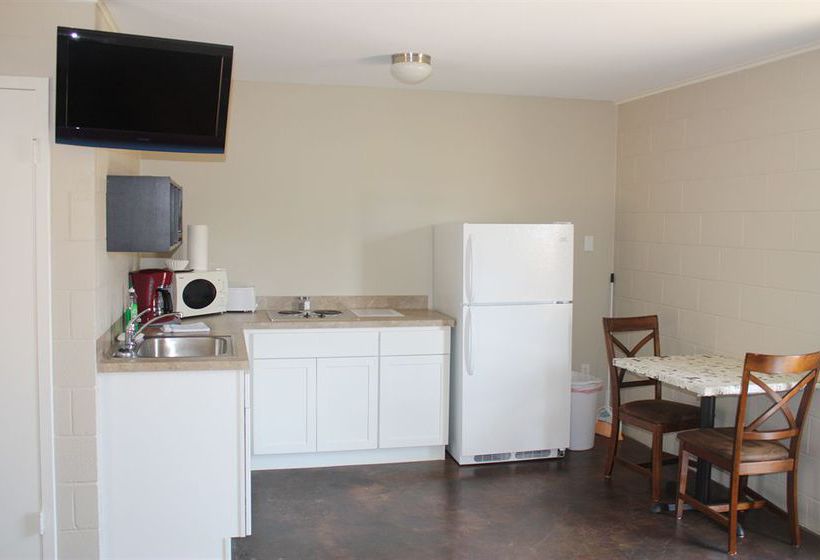 Hotel Painted Sky Inn  | Burnet | Texas | United States 3