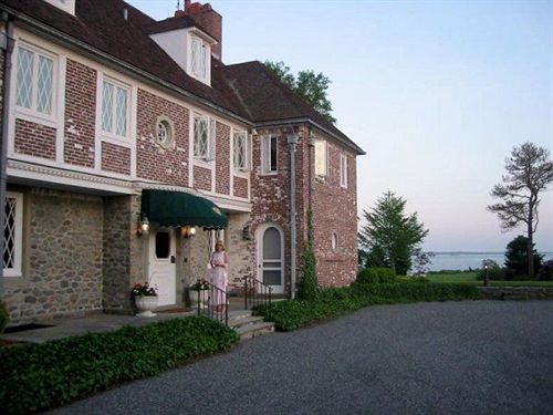 Bed and Breakfast Point Pleasant Inn & Resort Bristol