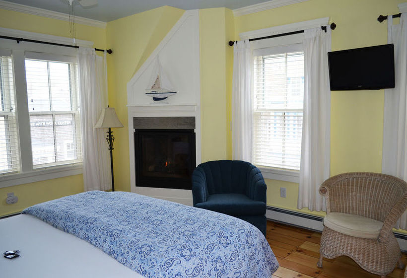 Admirals Landing Bed & Breakfast Provincetown Massachusetts