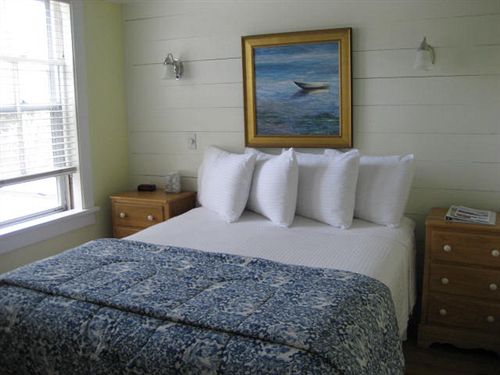Admirals Landing Bed & Breakfast  | Provincetown | Massachusetts | United States 14
