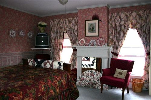 Bed and Breakfast Augustus Bove House 