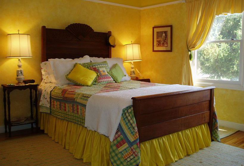 Bed and Breakfast Blue Mountain Mist Country Inn  | Sevierville | Tennessee | United States 4