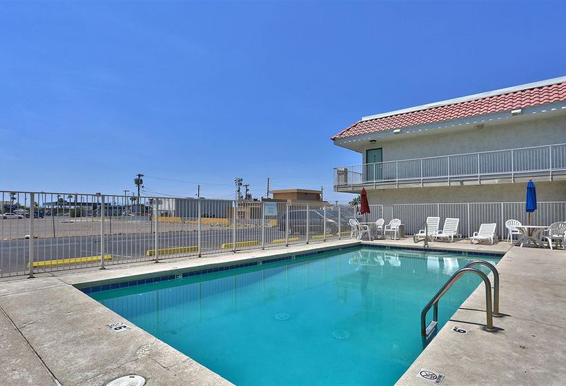 Motel 6 Phoenix-black Canyon  | Phoenix | Arizona | United States 20