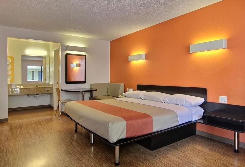Motel 6 Albuquerque - Coors Road  | Albuquerque | New Mexico | United States 14