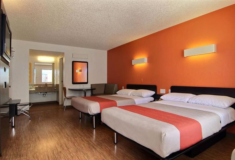 Motel 6 Albuquerque - Coors Road  | Albuquerque | New Mexico | United States 6