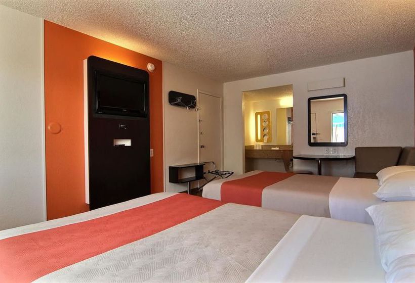 Motel 6 Albuquerque - Coors Road  | Albuquerque | New Mexico | United States 7