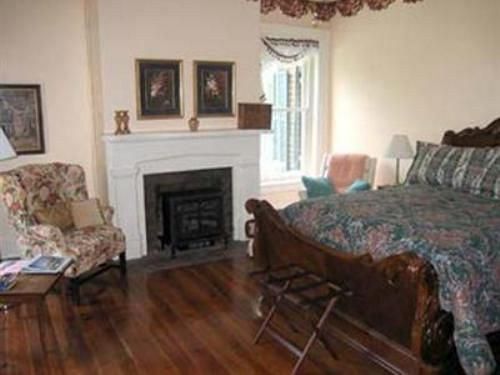 Rockwood Manor Bed & Breakfast  | Dublin | Virginia | United States 5