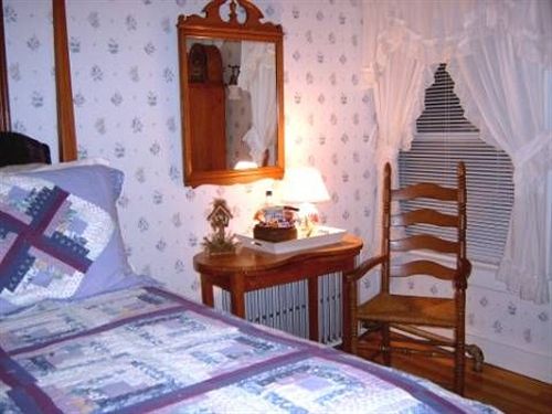 Bed and Breakfast Brookview Manor Inn Of The Poconos 