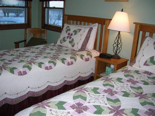 Rainbow Ridge Farms Bed And Breakfast  | Onalaska | Wisconsin | United States 15