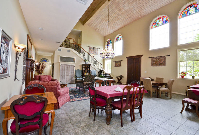 Bed and Breakfast Messina Hof Winery And Resort  | Bryan | Texas | United States 3