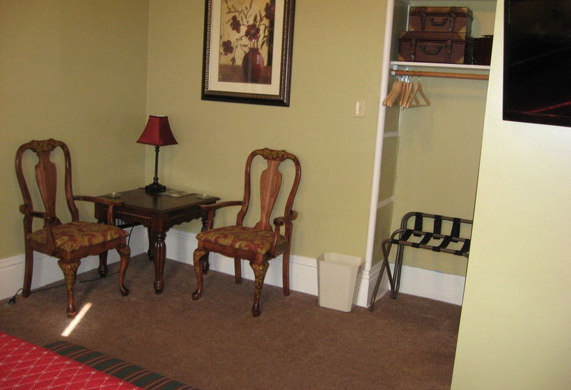 Bed and Breakfast Bayberry House