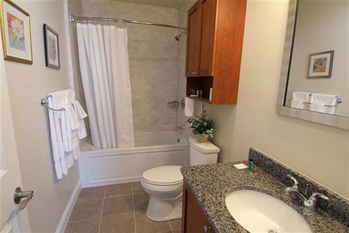 Crescent Suites Waltham