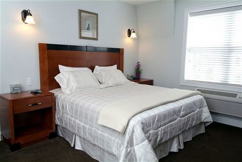Crescent Suites  | Waltham | Massachusetts | United States 1