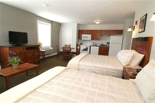 Crescent Suites  | Waltham | Massachusetts | United States 7