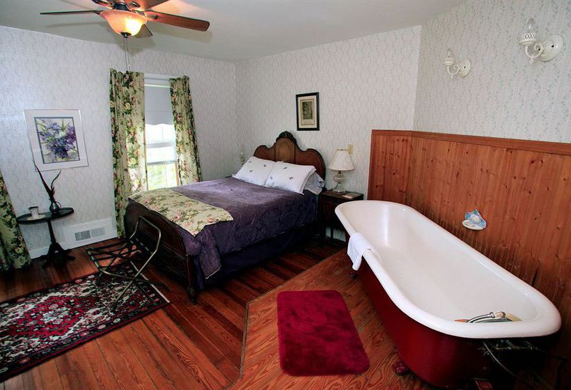 Bed and Breakfast Black Mountain Inn  | Black Mountain | North Carolina | United States 5