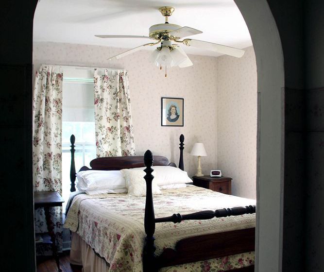 Bed and Breakfast Black Mountain Inn  | Black Mountain | North Carolina | United States 7