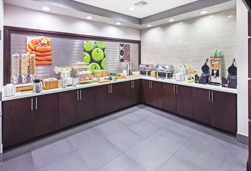 Hotel La Quinta Is Ftworth East  | Fort Worth | Texas | United States 4