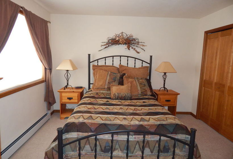 Hotel Sawmill Station  | Winter Park | Colorado | United States 10