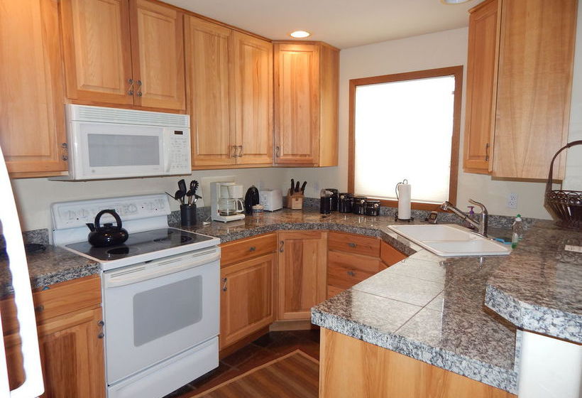 Hotel Sawmill Station  | Winter Park | Colorado | United States 12