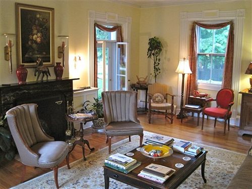 Bed and Breakfast Federal House Inn 