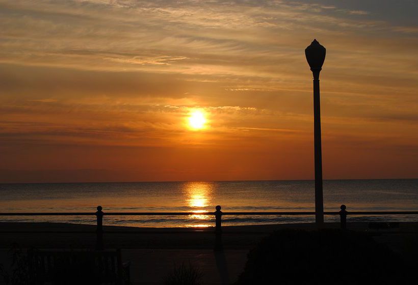 Hotel Ocean Suites  | Virginia Beach | Virginia | United States 1
