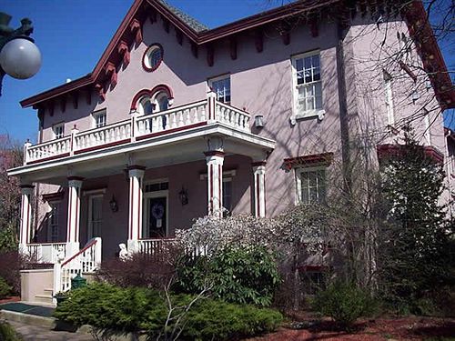 Bed and Breakfast The Doctor's Inn 