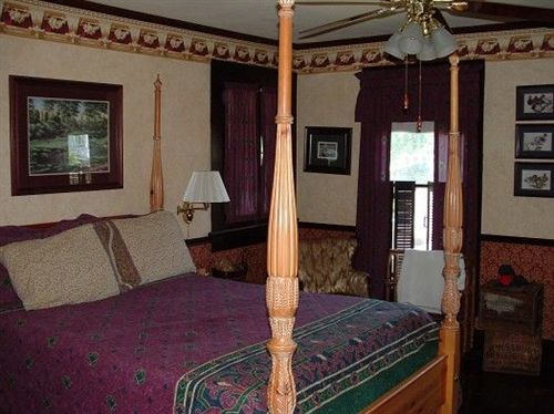 Bed and Breakfast The Hale House Inn  | Jefferson | Texas | United States 1