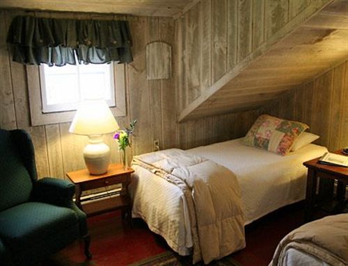 Bed and Breakfast Wildcat Inn & Tavern  | Jackson | New Hampshire | United States 8