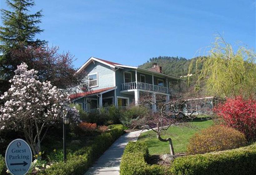 Bed and Breakfast Country Willows Inn 