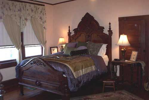 The Holekamp House Bed & Breakfast 
