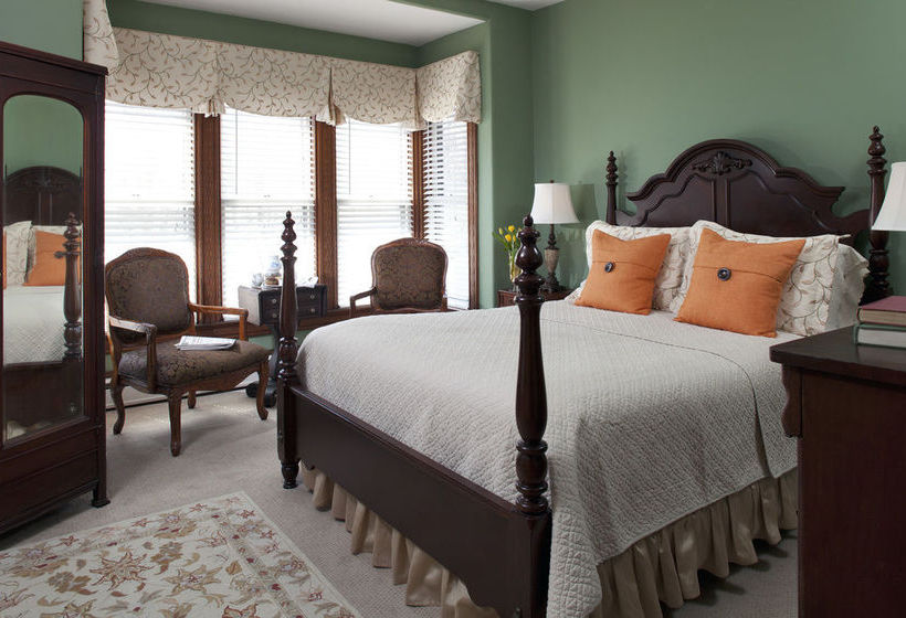 Brewster House Bed & Breakfast  | Freeport | Maine | United States 14