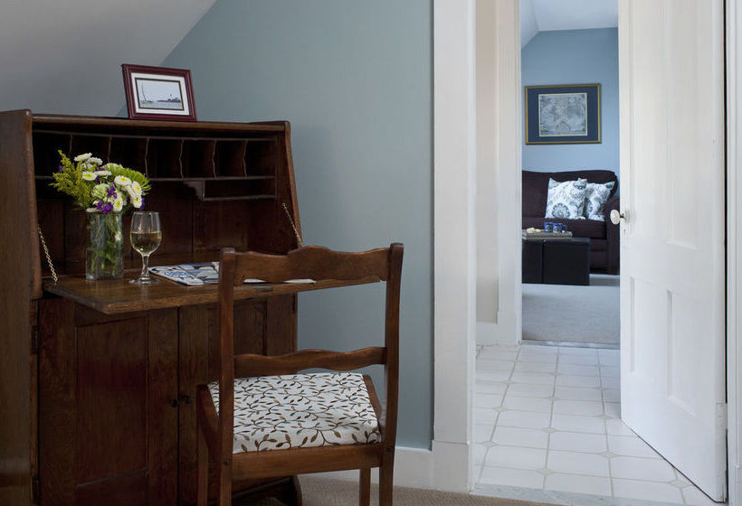 Brewster House Bed & Breakfast  | Freeport | Maine | United States 17