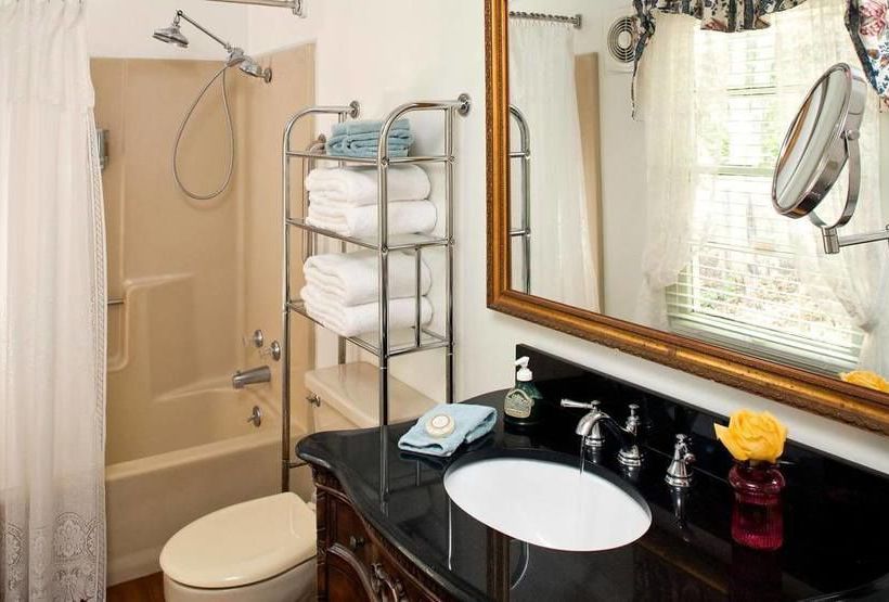 Bed and Breakfast Devereaux Shields House  | Natchez | Mississippi | Hôtels aux États-Unis 3