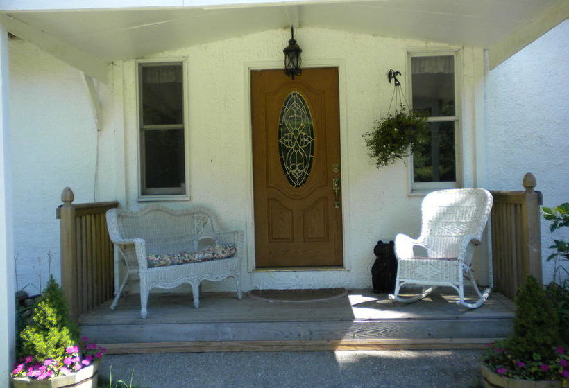 Bed and Breakfast Bears Lair Inn  | Stowe | Vermont | United States 19