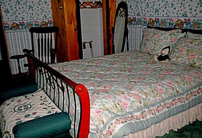 Bed and Breakfast Bears Lair Inn  | Stowe | Vermont | United States 3