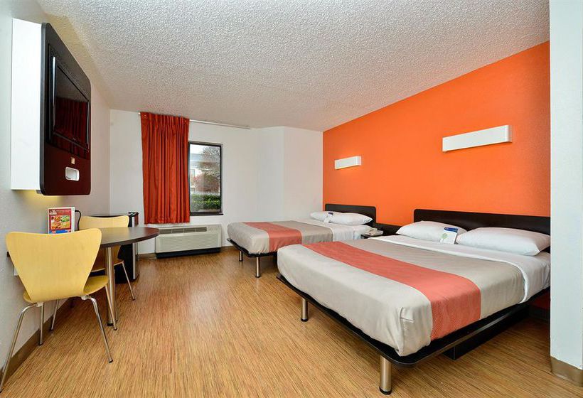 Motel 6 Plano - Preston Point  | Plano | Texas | United States 10