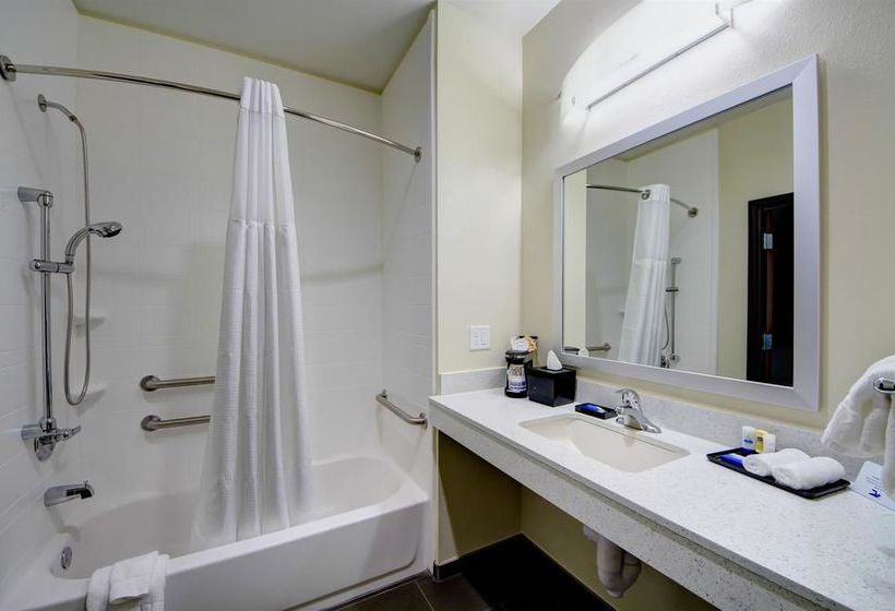 Hotel The Inn & Suites At Muskogee  | Muskogee | Oklahoma | United States 1