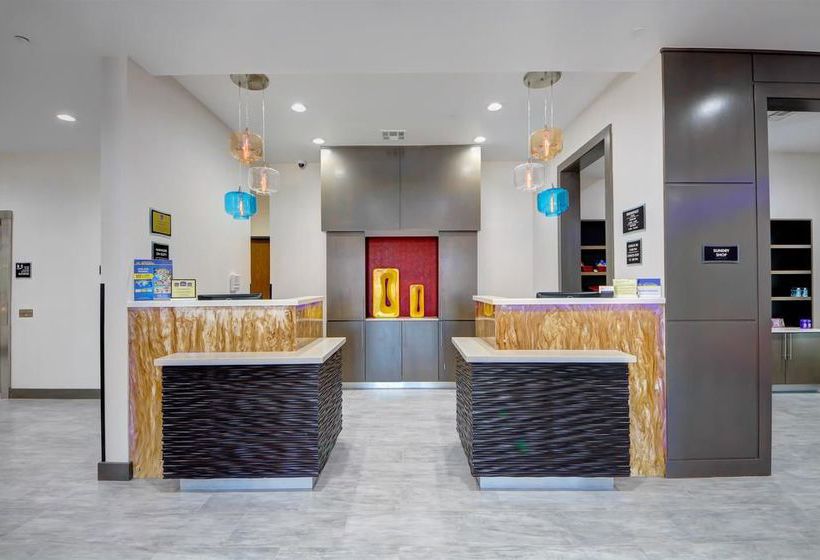 Hotel The Inn & Suites At Muskogee  | Muskogee | Oklahoma | United States 13