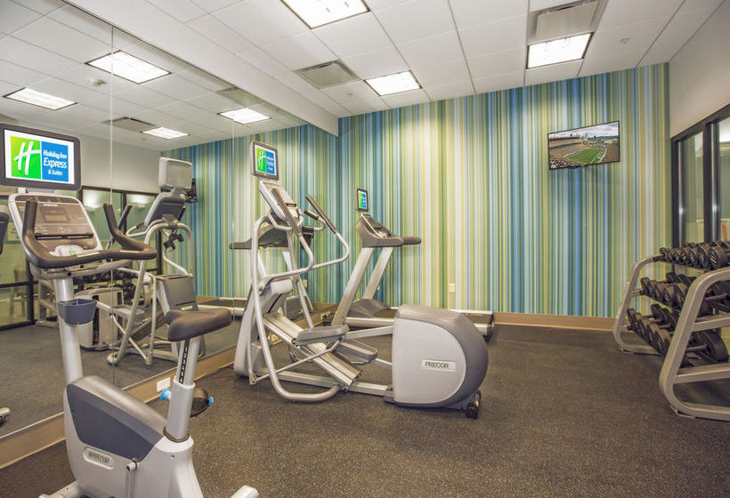 Hotel Holiday Inn Express & Suites North Shore 