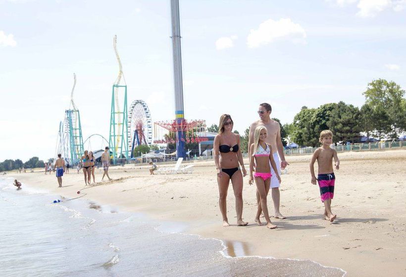 Hotel Cedar Points Breakers  | Sandusky | Ohio | United States 16