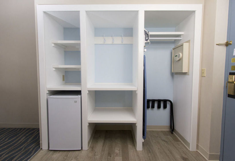 Hotel Cedar Points Breakers  | Sandusky | Ohio | United States 2