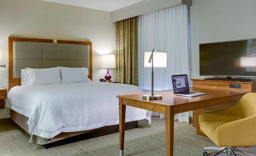 Hotel Hampton Inn & Suites Knoxville Papermill Drive  | Knoxville | Tennessee | United States 11