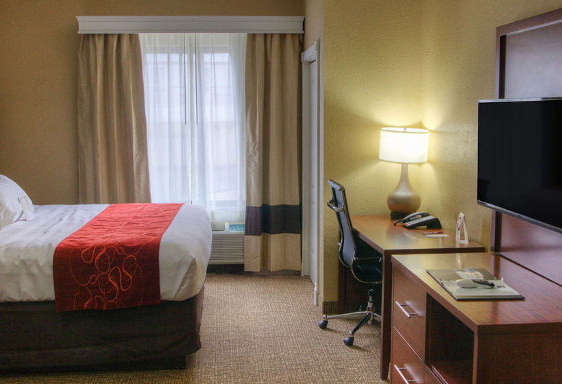 Hotel Comfort Suites  | Plymouth | Indiana | United States 10