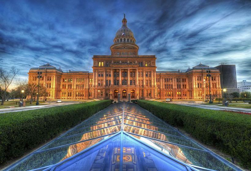 Hotel Holiday Inn Express & Suites Austin Downtown University  | Austin | Texas | United States 8